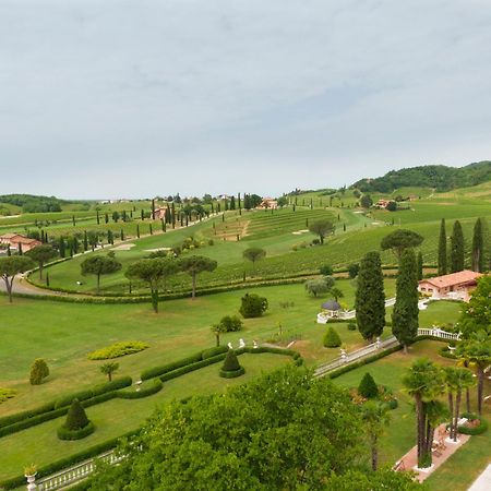 ホテル Castello Di Spessa - Residenze D'Epoca Capriva del Friuli エクステリア 写真